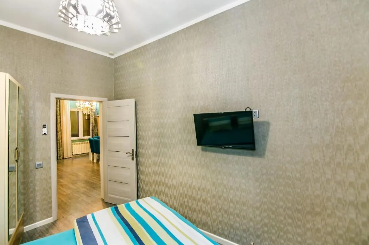 Apartment Near Nizami Street And Boulevard Baku