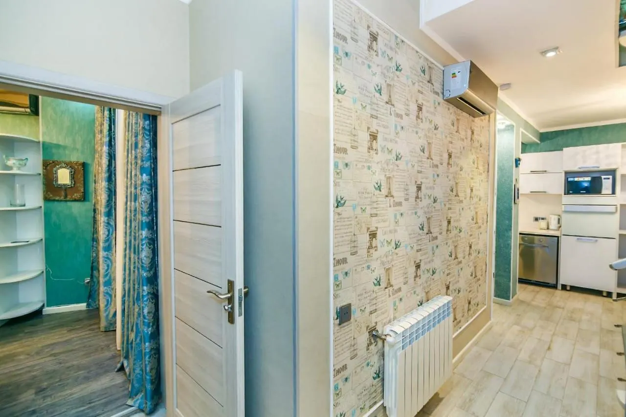 Apartment Near Nizami Street And Boulevard Baku